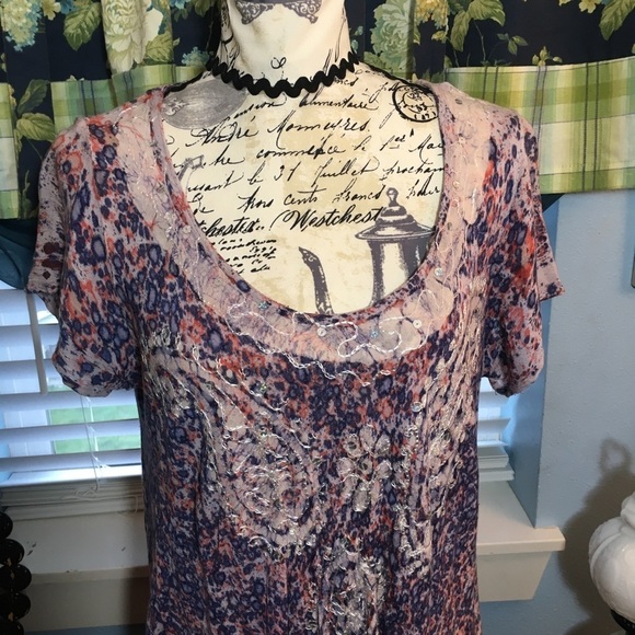 Ace Fashion sequins with pretty embroidered neck and hemline - Picture 3 of 10